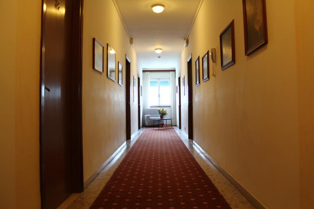 לידו די ג'סולו Hotel Azzorre מראה חיצוני תמונה